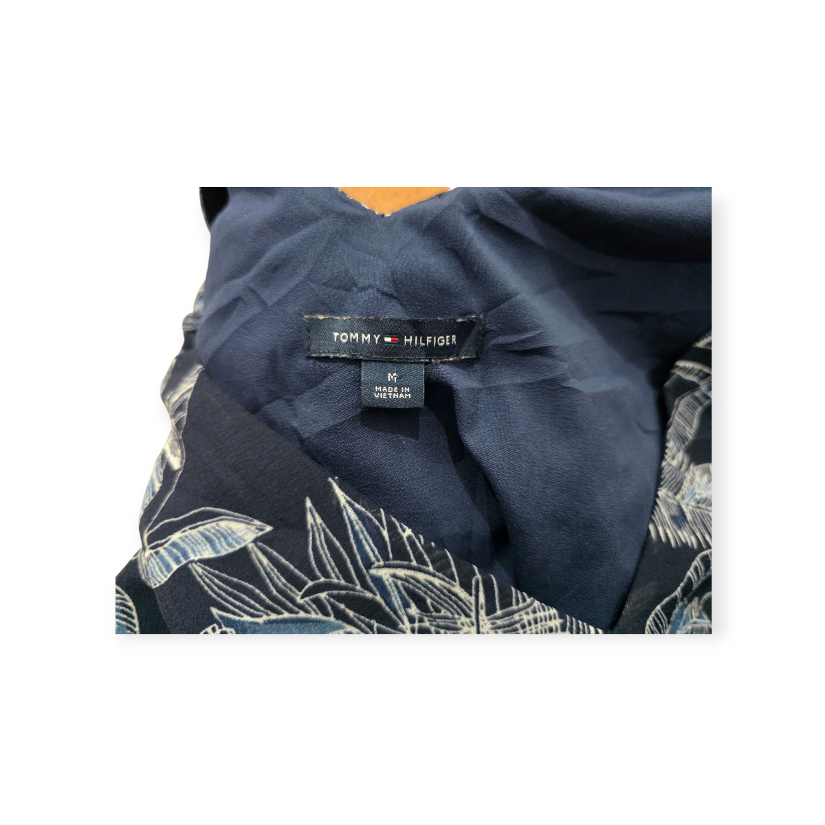 Blusa Tommy Hilfiger Mediana M S/mangas Azul Oscuro C/ Hojas