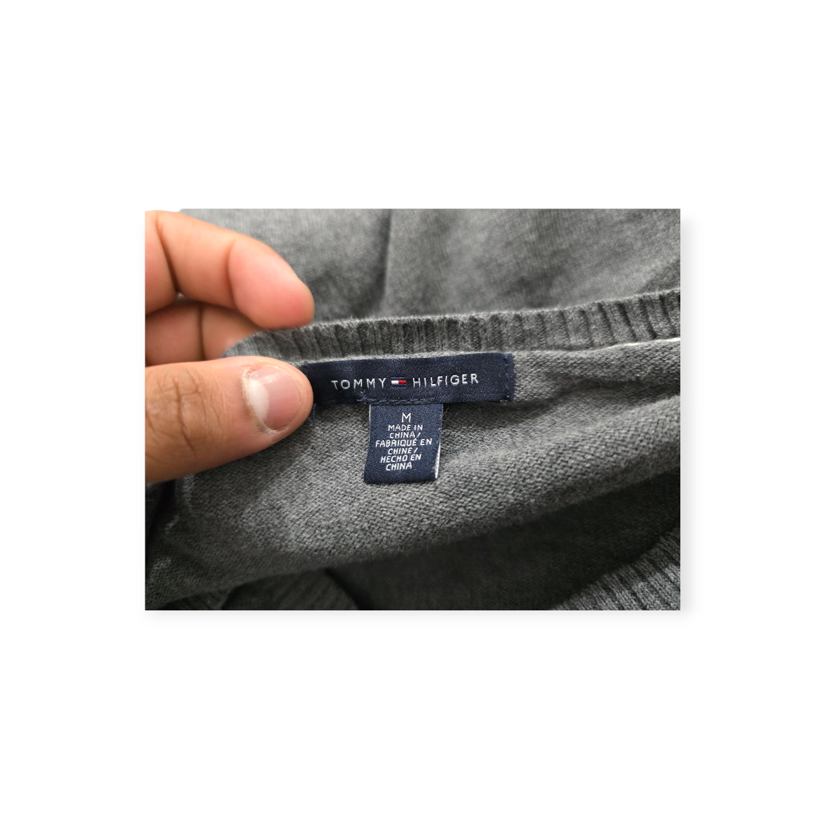 Sueter Tommy Hilfiger Mediana M Gris Con Rombos Morado