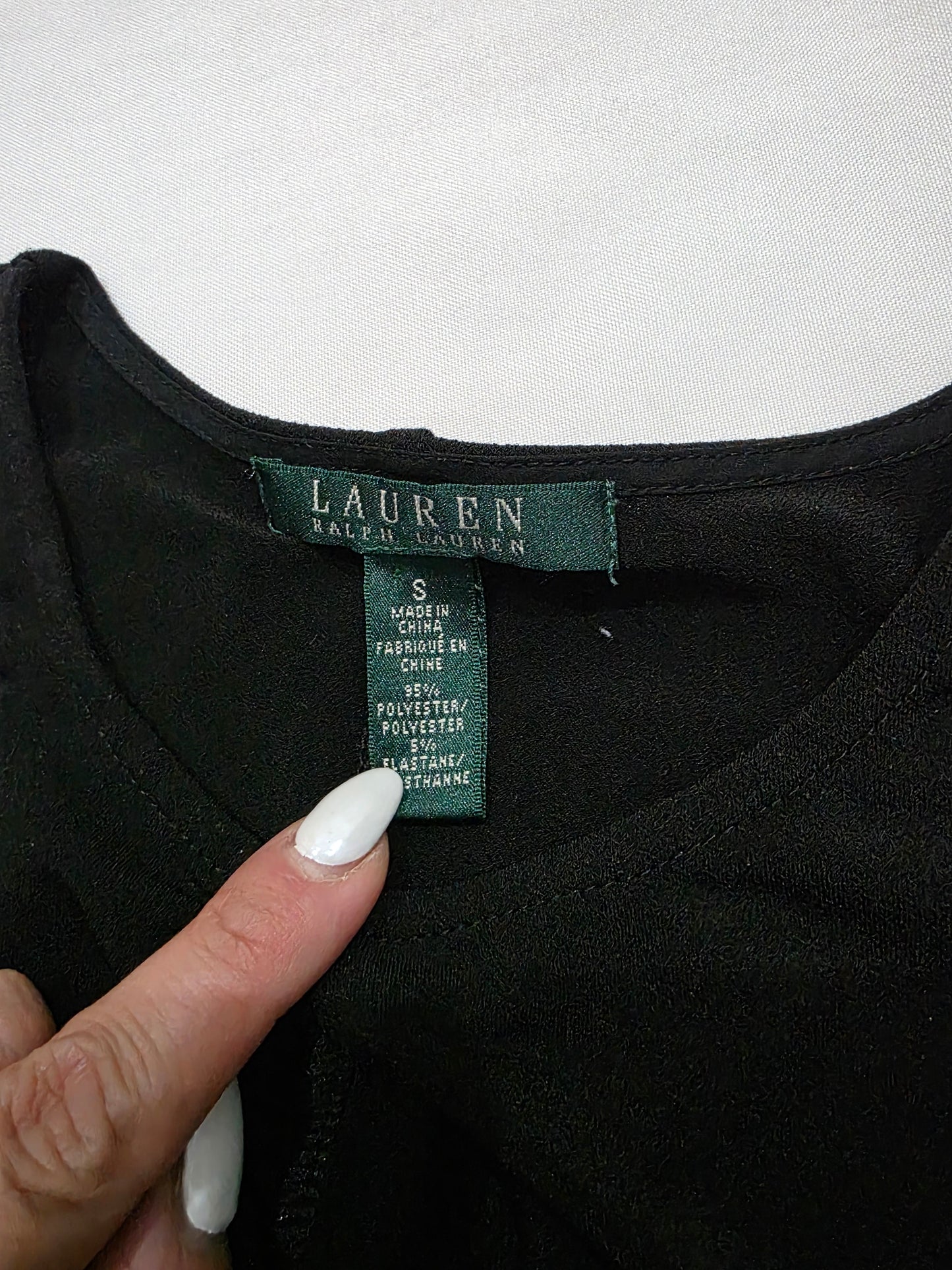 Blusa Ralph Lauren sin mangas color negro