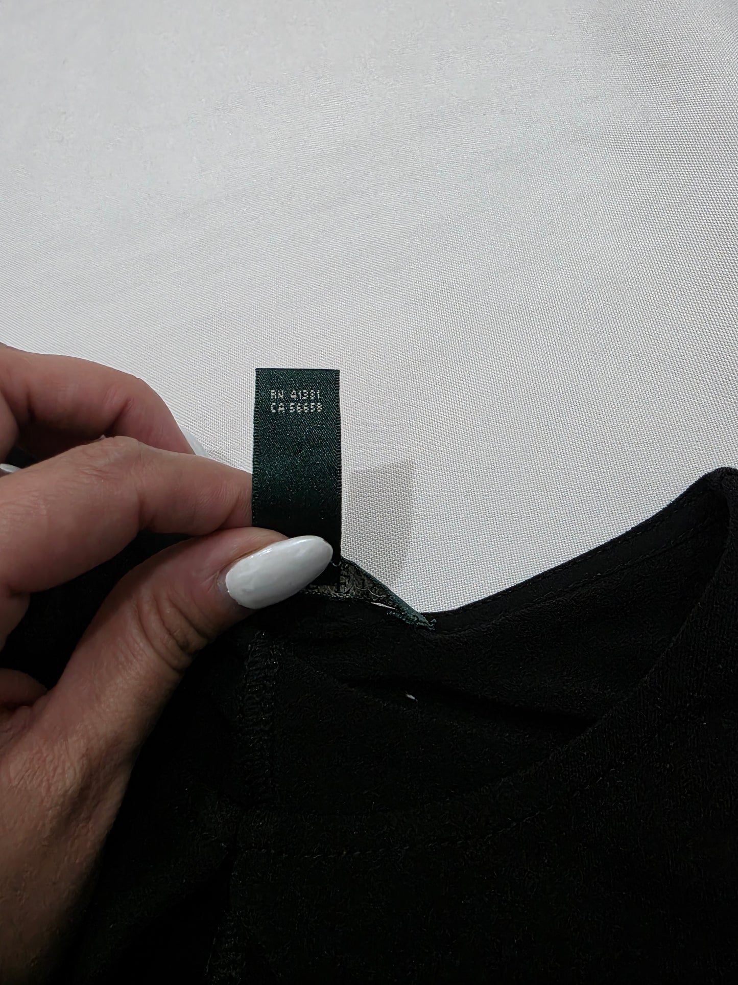 Blusa Ralph Lauren sin mangas color negro