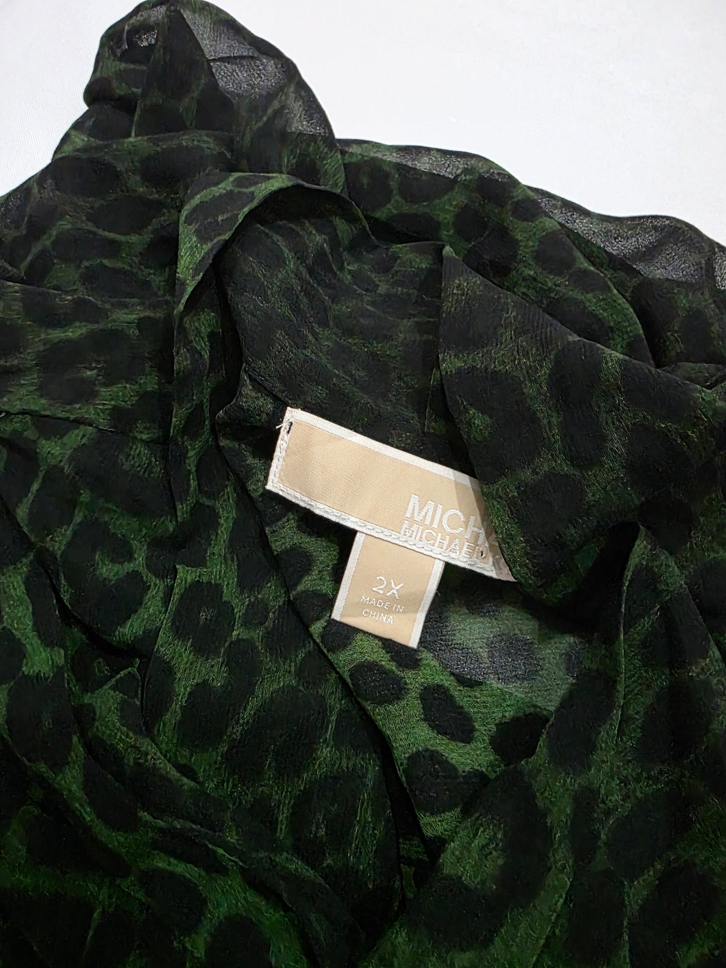 Blusa Michael Kors verde animal print
