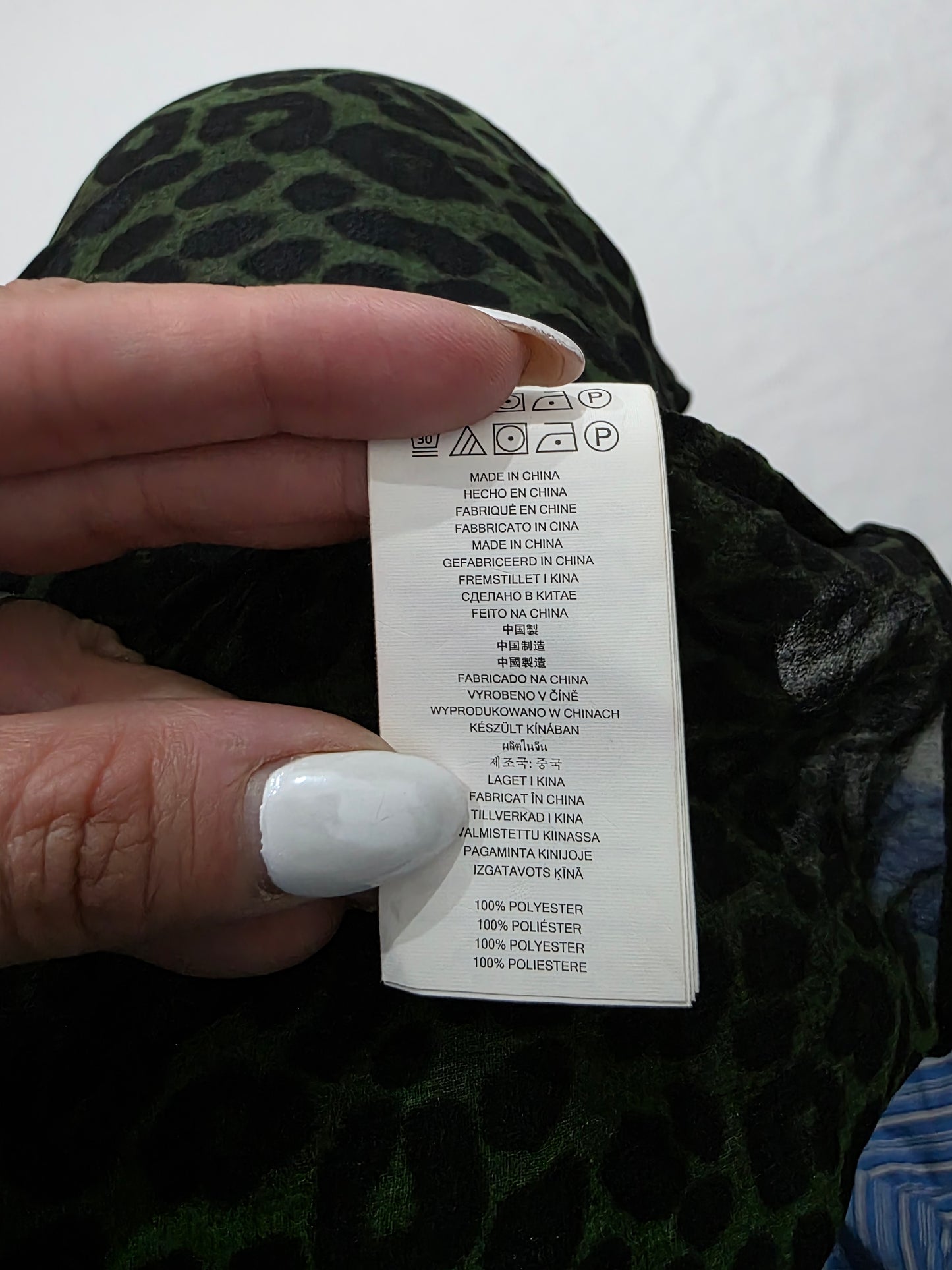 Blusa Michael Kors verde animal print