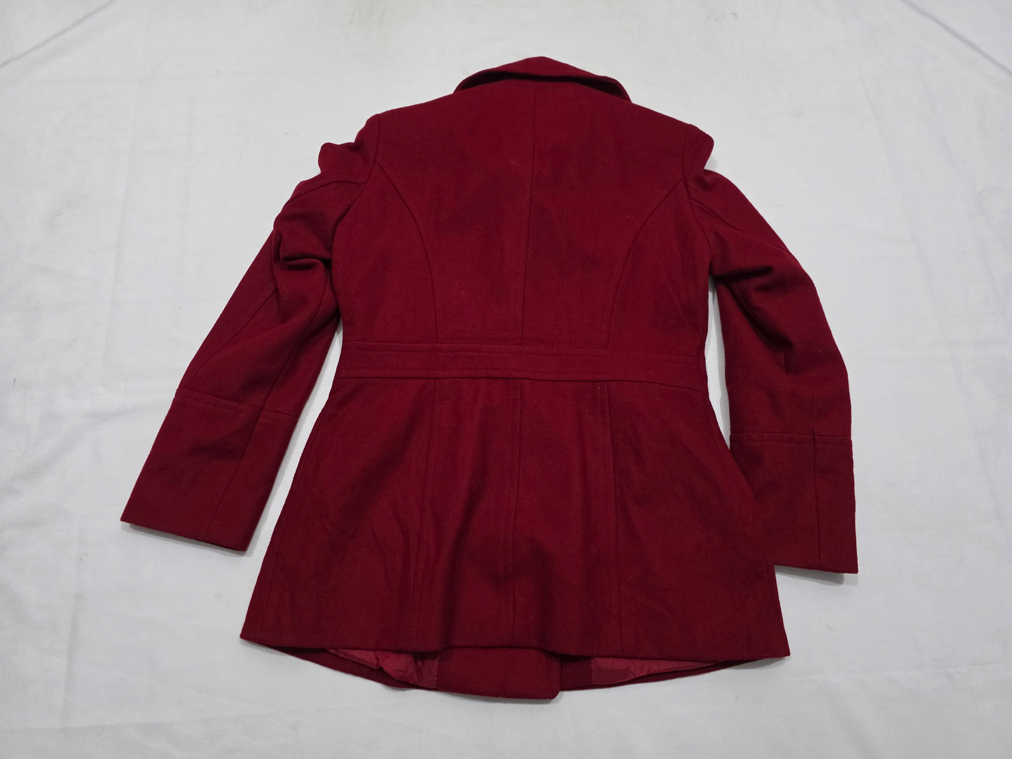 Abrigo Michael Kors de Mukrr color rojo