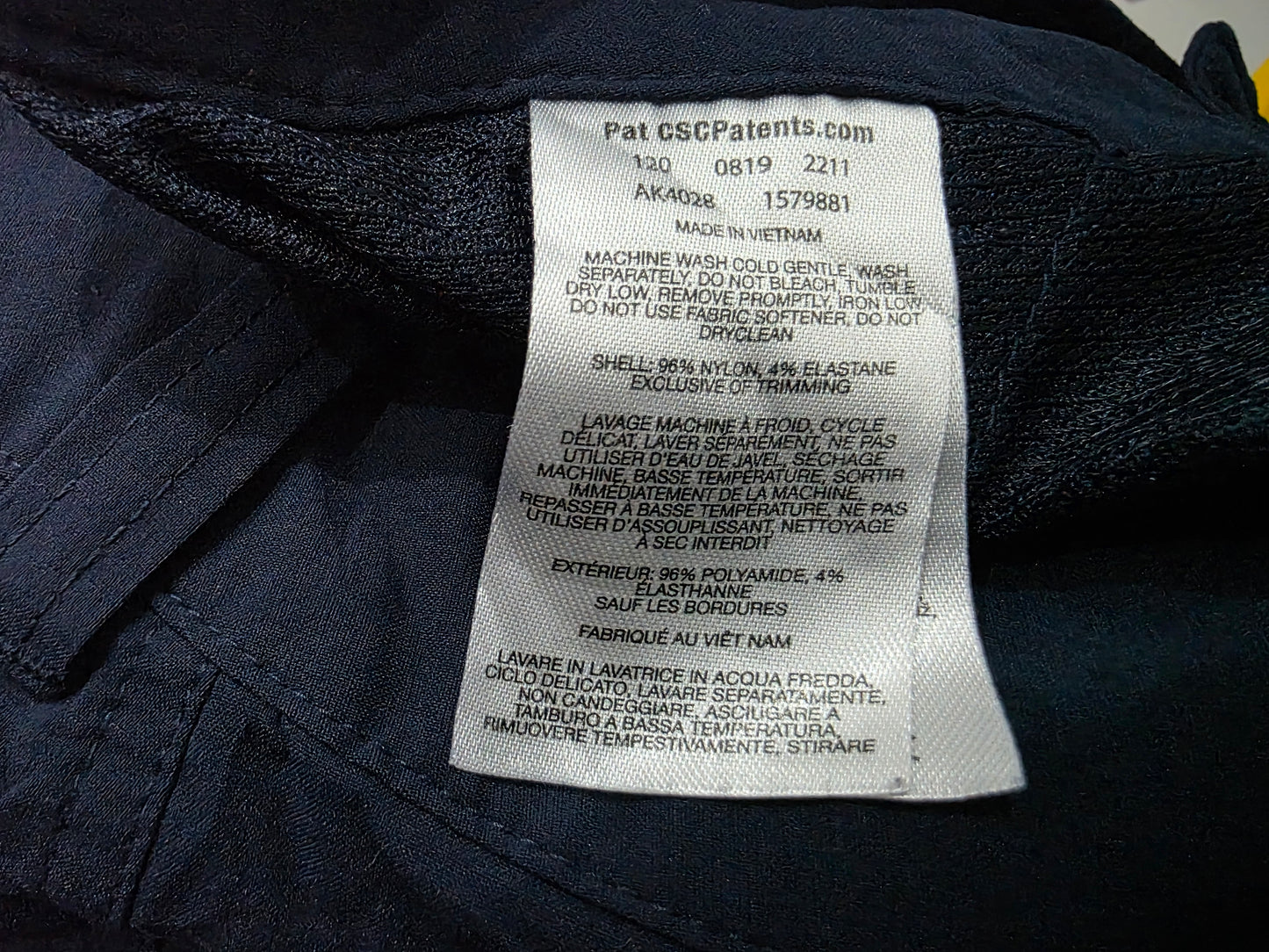 Bermuda Columbia de Mujer talla 2 10L azul marino