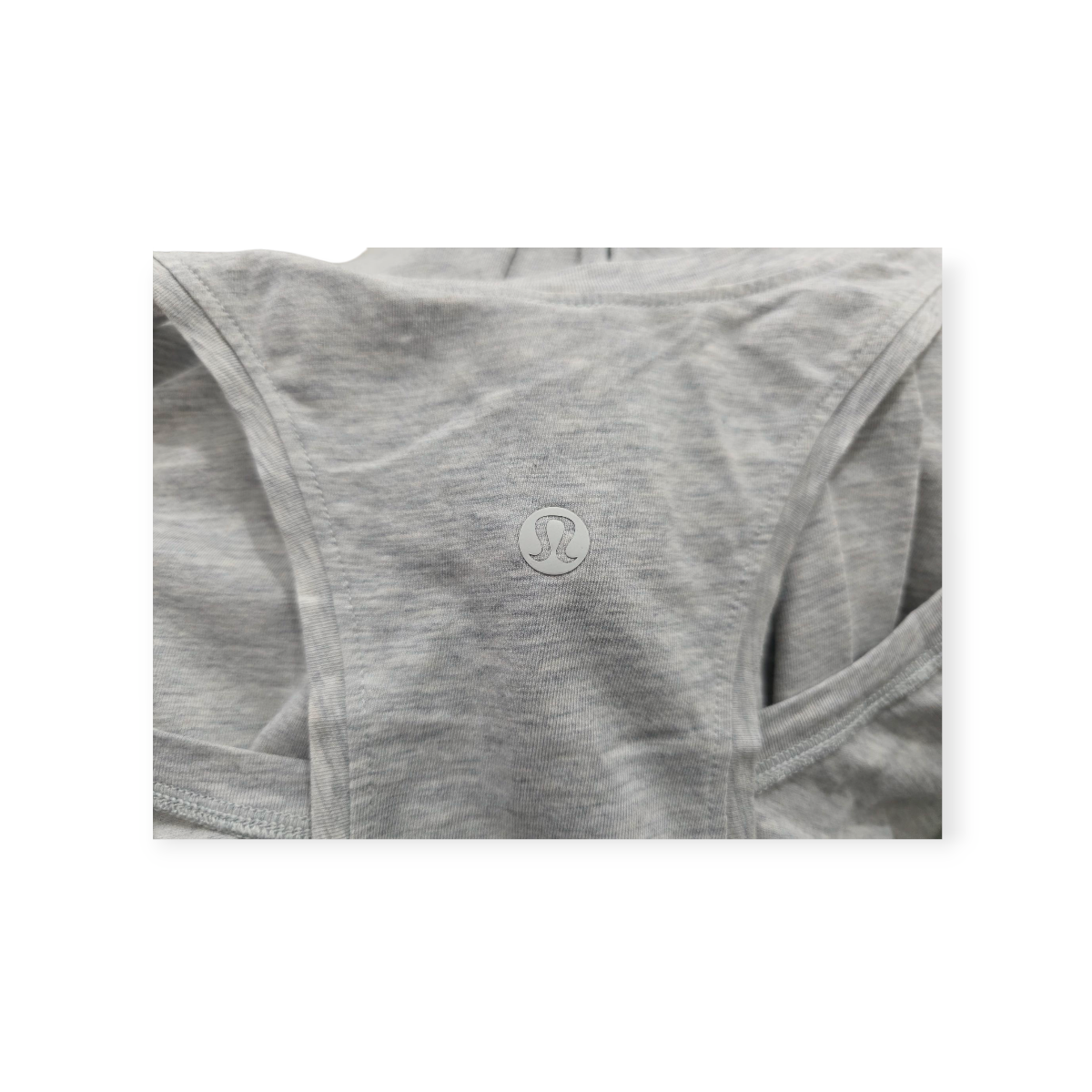 Playera Lululemon Talla 6 Sin Mangas Color Gris Claro