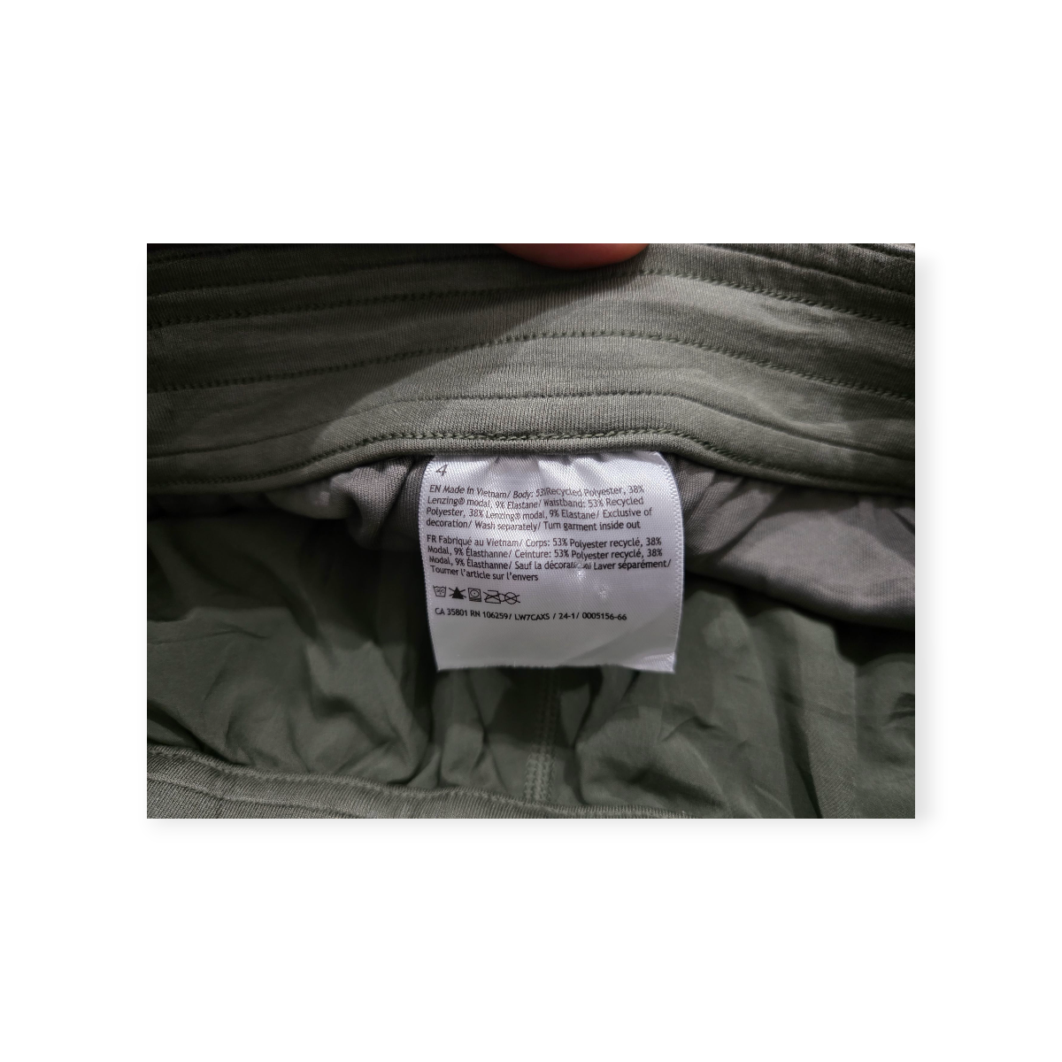 Short Lululemon Mediana M Color Verde Oscuro