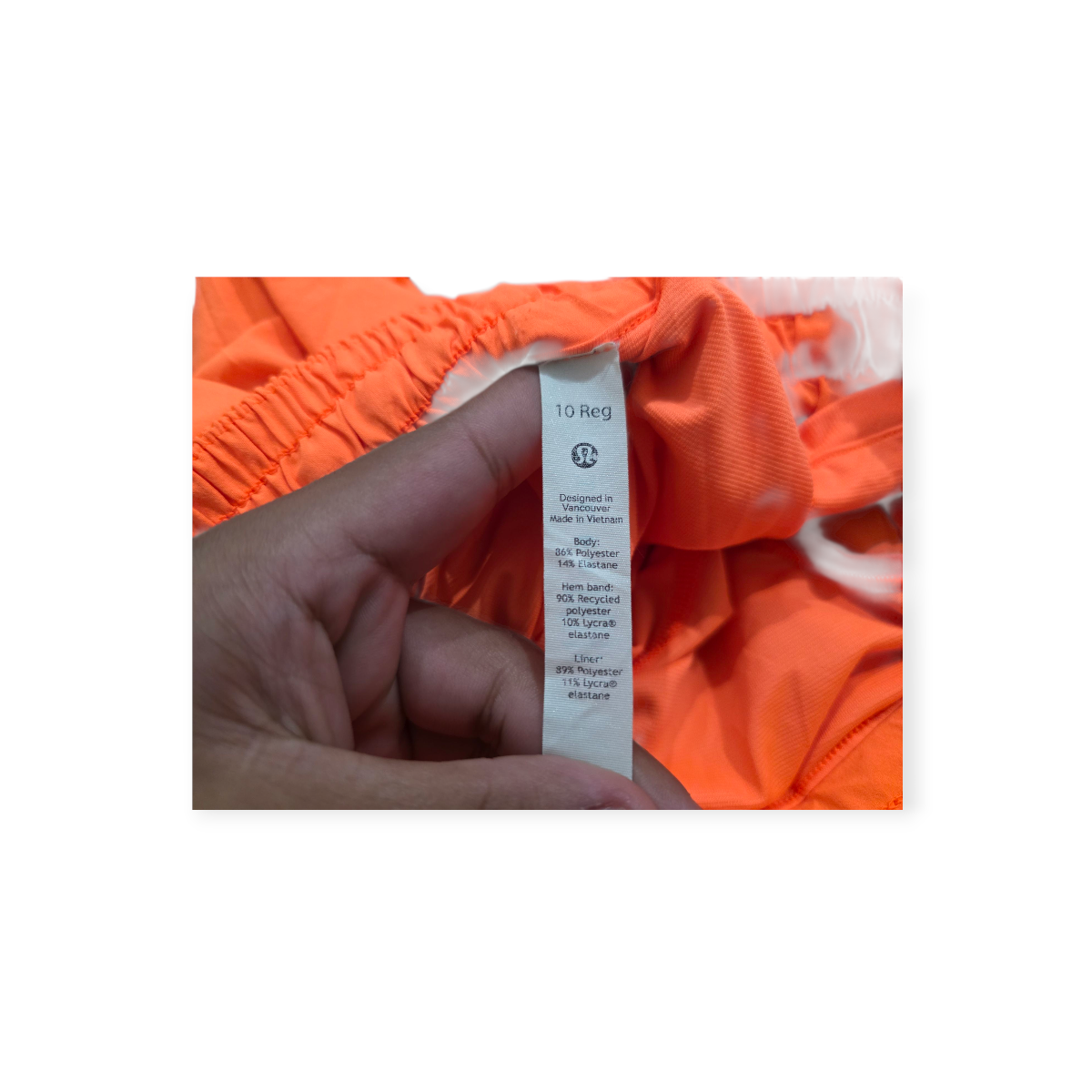 Short Lululemon Talla 10 Regular Color Naranja