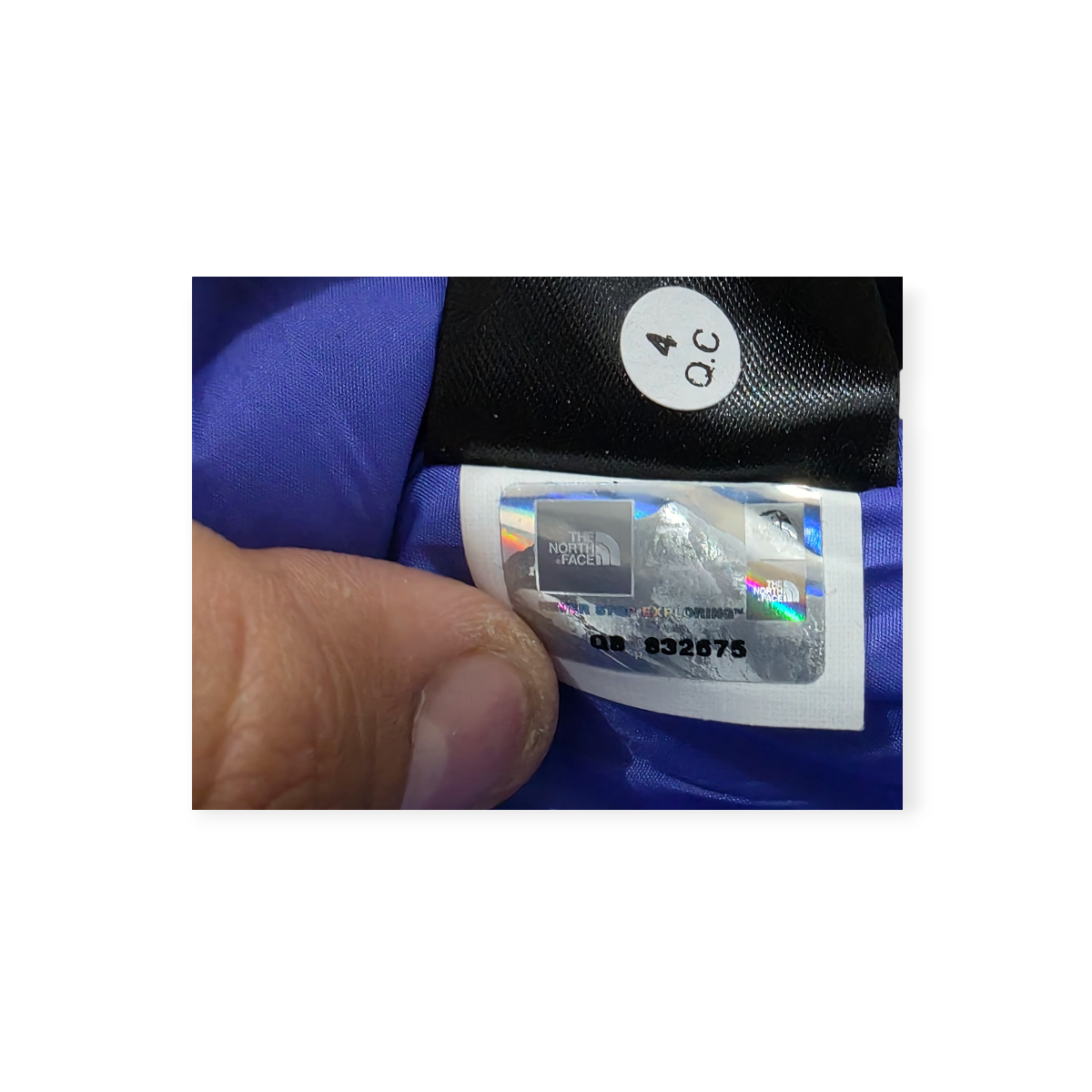 The North Face Chaqueta Impermeable Negra Forro Suave Morado