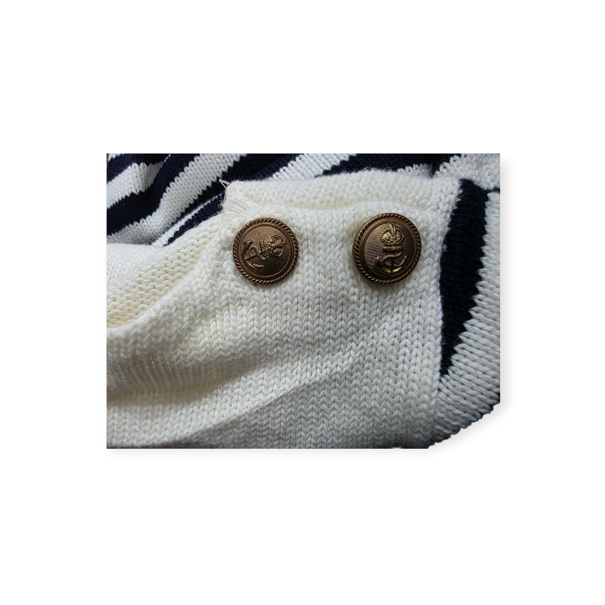 Hombro39 Axila 45 Bajo40 Largo59   •Original